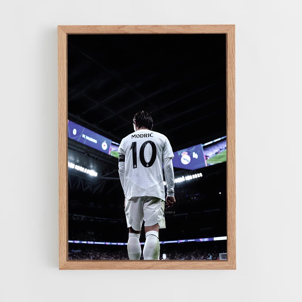 Poster Luka modric arpente (vue 4)